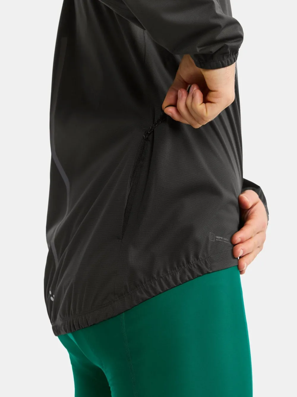 Craft Sportswear Men's ADV Endur Hydro Cycling Jacket 2 -
