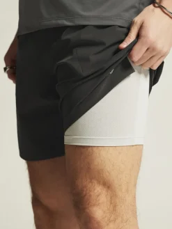 Craft Sportswear Men's ADV Essence 2-in-1 Shorts 2 -