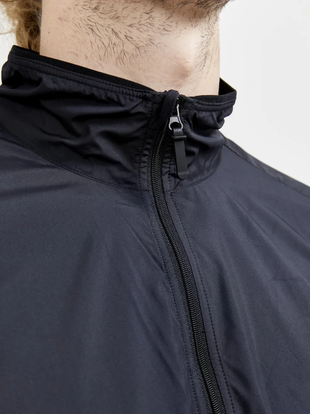 Craft Sportswear MEN'S ADV ESSENCE WIND JACKET -
