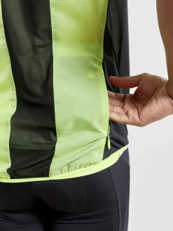 Craft Sportswear Men's Essence Light Wind Cycling Vest -