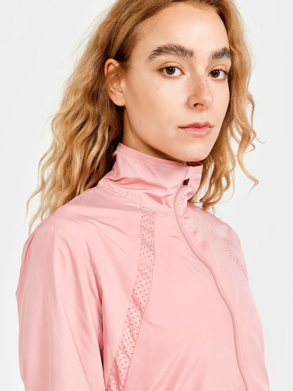 Women Craft Sportswear Women's ADV Essence Wind Jacket -