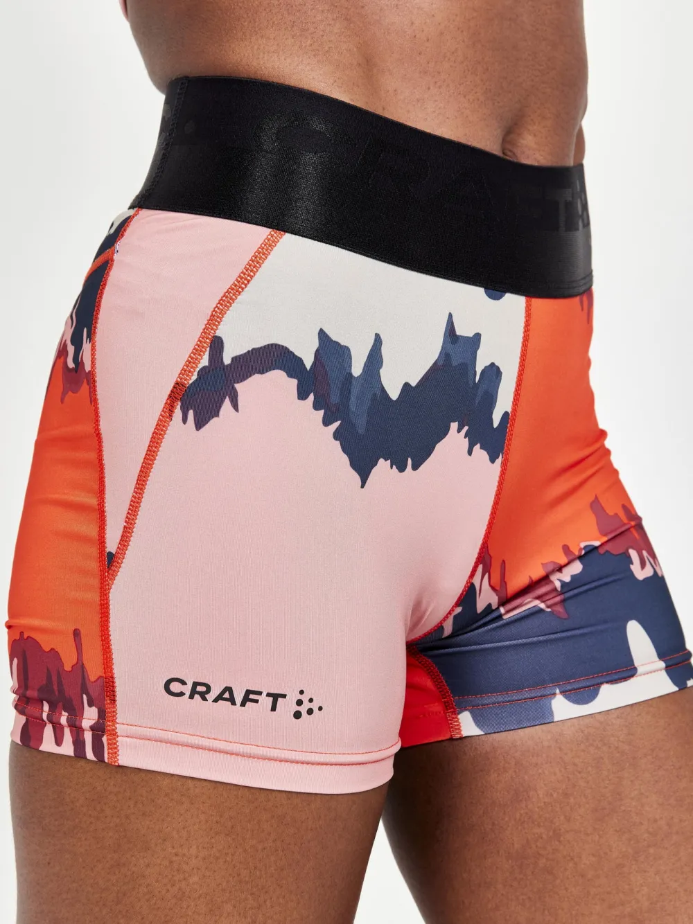 Women Craft Sportswear Women's CORE Essence Training Hot Pants